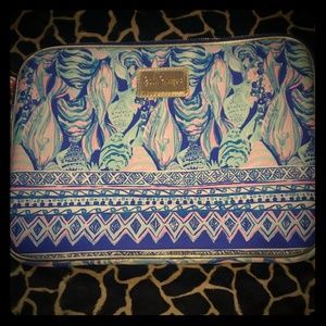 Lilly Pulitzer Tech Sleeve & Matching Agenda